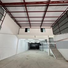 Batu Caves 1.5 Storey Link Factory for Rent