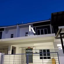 Pastura Iringan Bayu Double Storey Fully Furnished For Rent