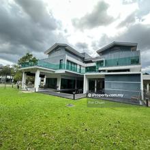 East Ledang 2storey Bungalow corner lot big land with swimprivatepool 