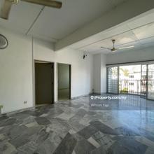 Well Maintained Apartment 