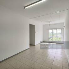 Nice Unit Partially Furnish Kitchen Top Newly Painted 1 Car Park