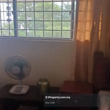Bangsar Tivoli Villas Middle room For Rent