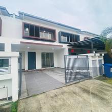 Facing Open 2 Storey Terrace Rimbayu Starling, Teluk Panglima Garang