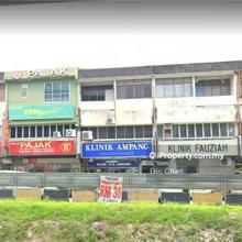 Ampang facing main road 3storey shop lot