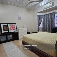 2.5 storey house for sale