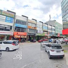 Worth Buy Trillium Shop, Main Street, Most Crowded Road In Trillium