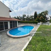 Bungalow Bangsar With Huge Swimming Pool Ample Parking