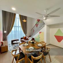 Fully furrnished, walking distance to shopping mall