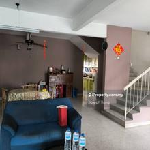 Rare flat layout house