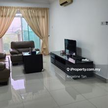 Corner high floor unit with balcony and good view @ Subang Avenue 