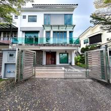 Renovated Facing Open 2.5 Storey Semi D Saujana Villa Kajang