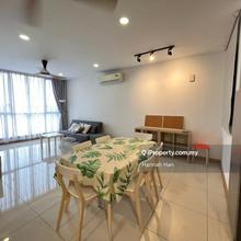 KL Gateway 2 bed 2 bath , walking distance to LRT with covered walkway