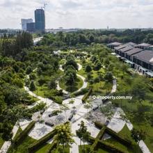 The Crest @ Mount Austin 2 Storey Terrace House