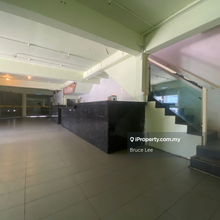 For Rent 4 Storey Shoplot Corner Lot Near Aman Central, Alor Setar