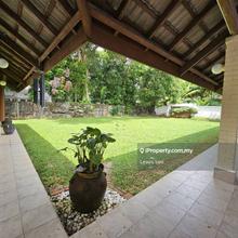 KLCC Single Storey Bungalow For Sale. Huge Yard. Motivated Seller