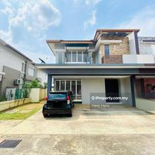 Spacious and Modern Layout Move In Condition