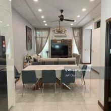 3 storeys Minden Gardens Residence, Gelugor
