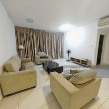 Higher floor with seaview!