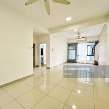 Freehold 890sf 2 Room Good deal Utropolis Suites 1 Glenmarie Shah Alam