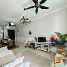 Cheapest Fully Furnished unit with 2 carpark. High floor, nice view!