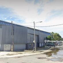 1.5-Storey Semi-Detached Factory @ Taman Perindustrian Puchong