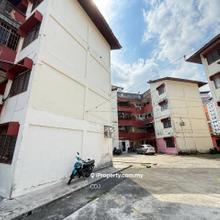 Taman Perling Jalan Camar Flat Low Cost Corner Unit Johor Bahru