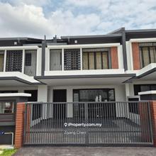 Double Storey Elmina Green house for rent