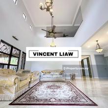 Freehold 2 Sty Bungalow