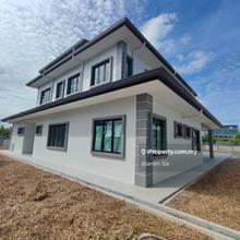 Luxury Double Storey Bungalow at  Stampin Tengah For Sale