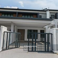 Brand new, Rimbun Kiara 2 Storey Link House For Rent