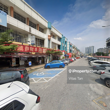 Facing Road, G Floor