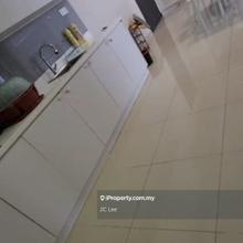 Nice condition with fully furnished, ready to move in 