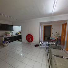 Well Maintained, Kitchen Cabinet, Good Condition