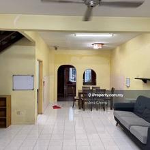 Taman Pinggiran Putra, Bandar Putra Permai 2 storey landed for  Sales 