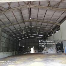 Warehouse  building with Big Open Space  