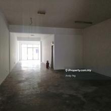 Strategically located office unit with good exposure