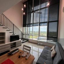 Duplex unit with fully furnished, ready to move in with good condition