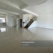 Super Link walking distance to mall