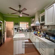 Renovated Fully extended 2.5 storey House Bandar Puteri 8 Puchong