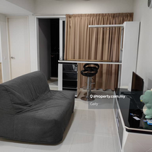 Best living condo well maintained,great facility near school n mall