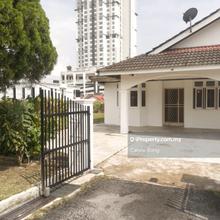 Taman Molek Corner For Sale 