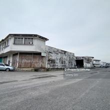 Corner Link Factory For Rent