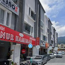 3 Storey Shop Lot for sale at Farlim Square Main Road High Exposure