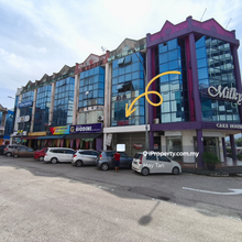 Ground Floor double storey shop/Kluang Town