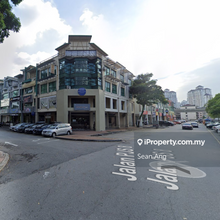 Well located Corner, Fully Tenanted with ROI 4% above in Sunway