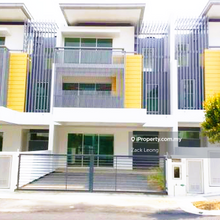 3 Storey Superlink nadayu 92 kajang 2 fully furnished 