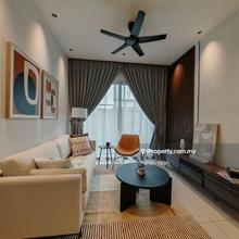 Limit Tower C D, Whole Unit 3 Room 2 Toilet Free 2 parking & Nice Reno