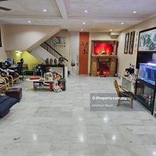 Guarded Area , Kitchen Extent