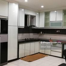 Mid Floor/Pool View/Full Furnish/Renovated/within Living Conveniences