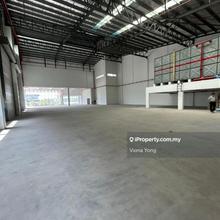 Semi-Detached Factory For Rent